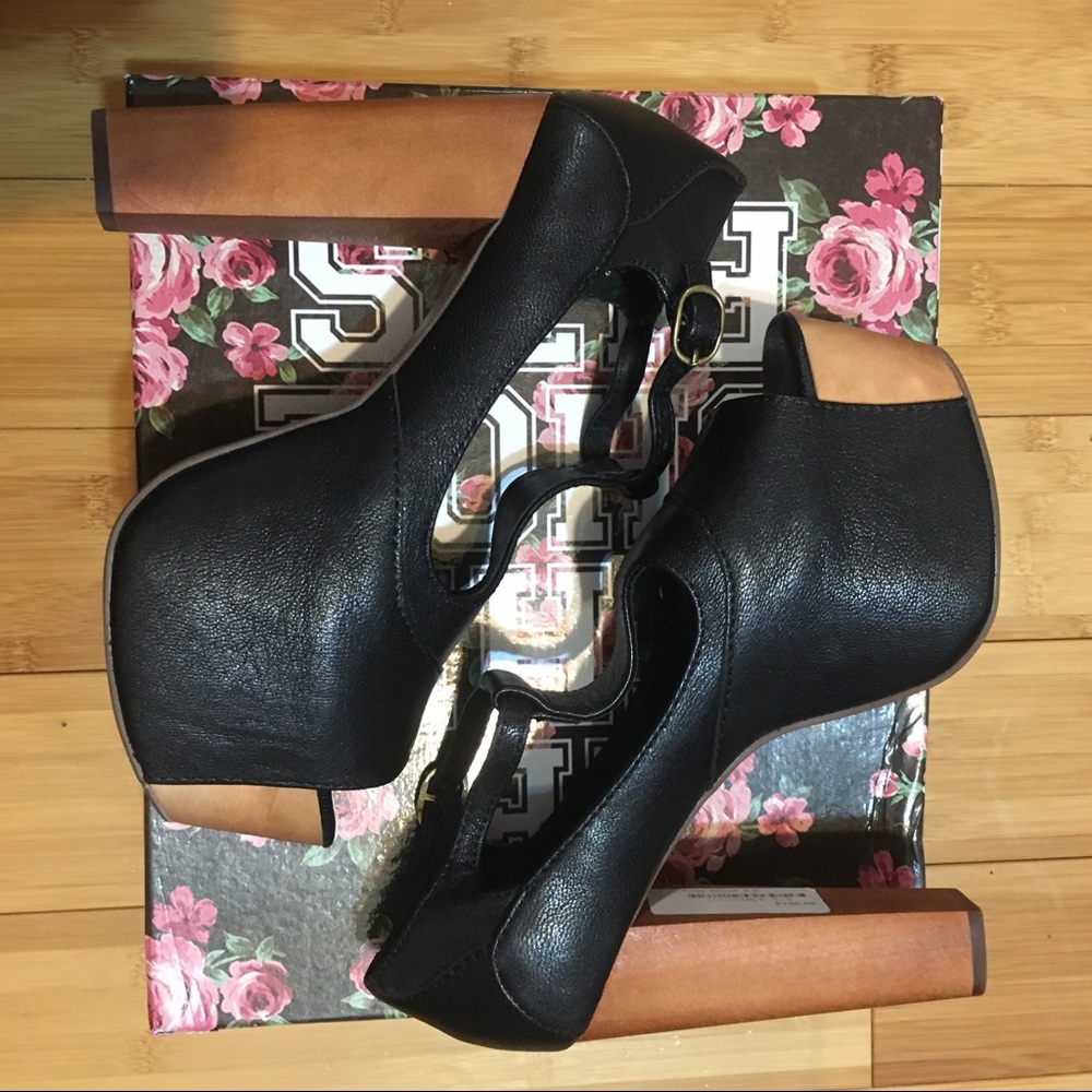 Jeffrey Campbell leather foxy